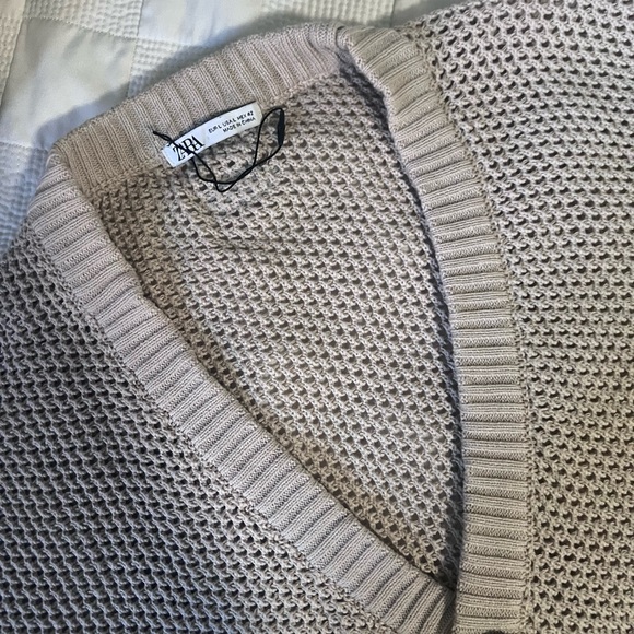 Zara Tan Textured Cardigan Sweater - Picture 2 of 4